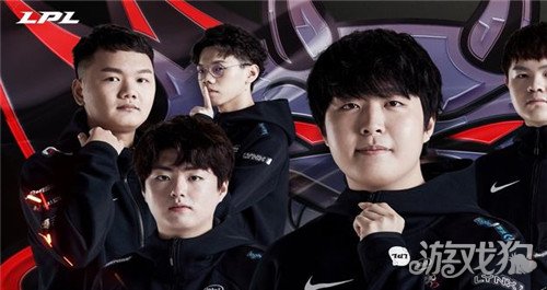 包括体能训 包括体能训