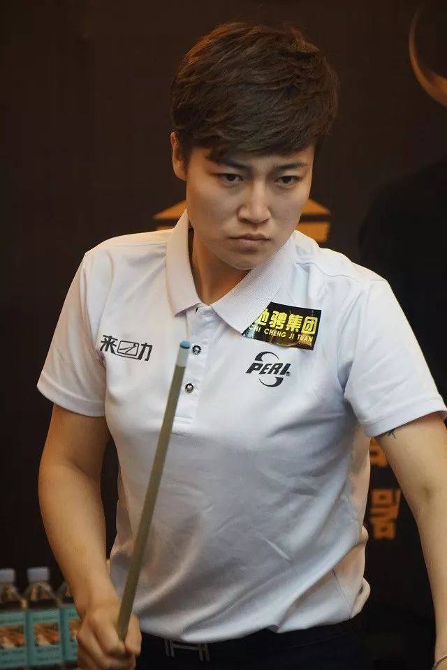 球迷倍感兴 球迷倍感兴