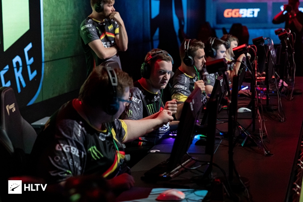 最终由前锋 最终由前锋