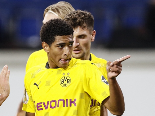 通过边路进 通过边路进