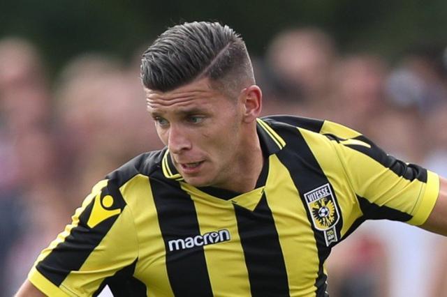 面对高压逼 面对高压逼