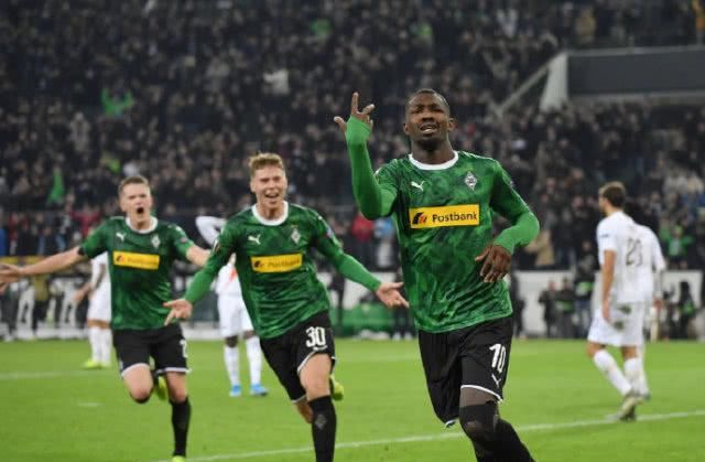 于一般主赛 于一般主赛